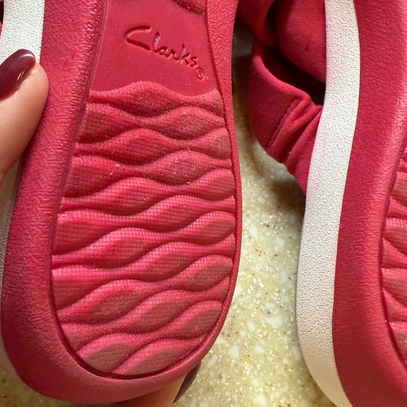 Cloud Steppers by Clarks Pink Bow Women's Sandals Comfortable Shoes Sz 9 Slip on - Picture 10 of 14